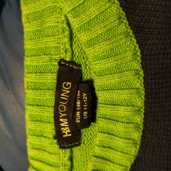 Boys H&M green and blue stripe sweater - Picture 3 of 3